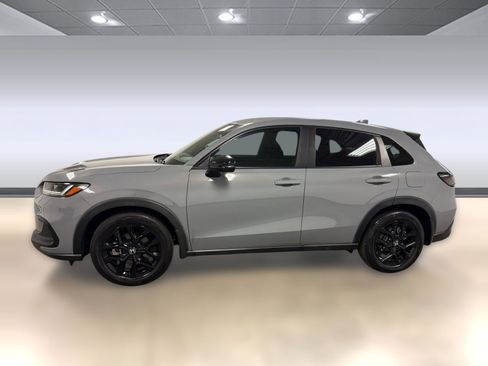 Used 2023 Honda HR-V Sport image 2