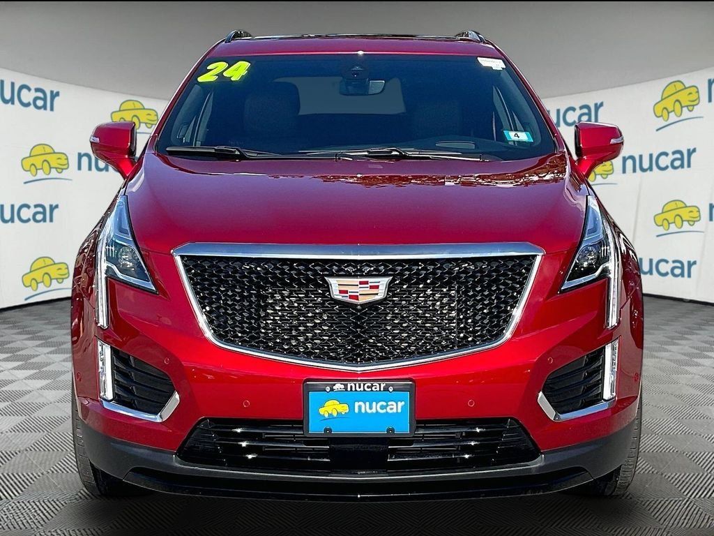 Used 2024 Cadillac XT5 Sportv w/ Technology Package AWD/4WD image 2