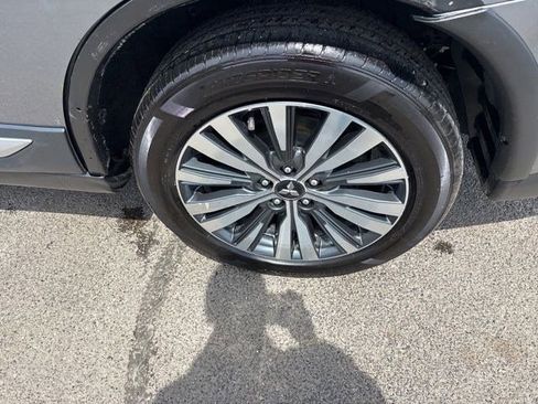 Used 2020 Mitsubishi Outlander SEL FWD image 36
