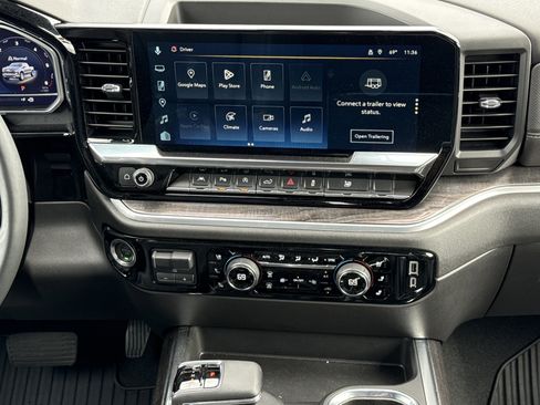 Certified 2024 Chevrolet Silverado 1500 LTZ image 35