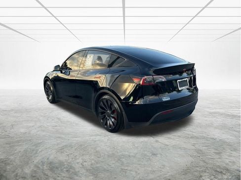 Used 2024 Tesla Model Y Performance image 6