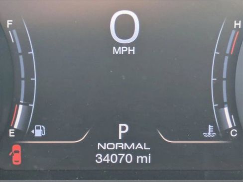 Used 2022 Maserati Levante Modena image 10