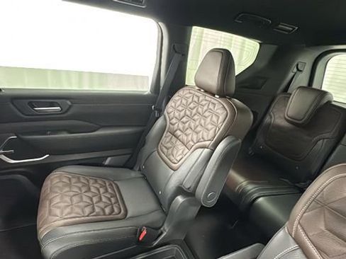 New 2026 Nissan Armada Platinum AWD/4WD image 14