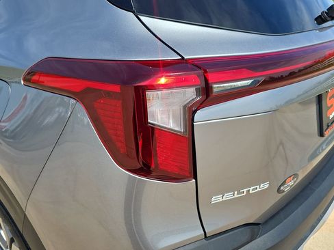 Used 2026 Kia Seltos LX AWD/4WD image 33