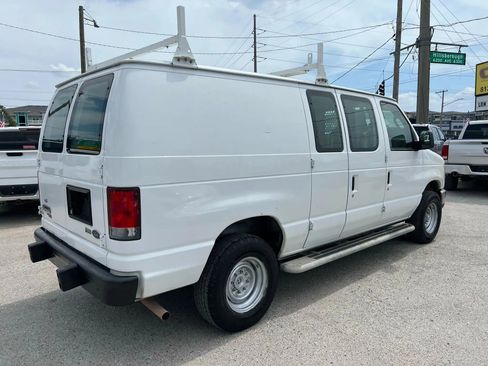 Used 2013 Ford E-250 and Econoline 250 w/ PWR Group image 5