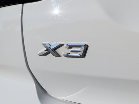 Used 2022 BMW X3 xDrive30i w/ Premium Package 2 image 11
