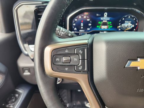 Used 2024 Chevrolet Silverado 2500 High Country image 28