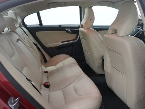 Used 2016 Volvo S60 T5 Premier w/ Climate Package image 12