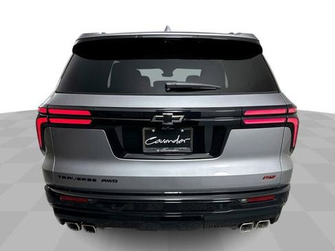 New 2026 Chevrolet Traverse RS w/ LPO, Floor Liner Package AWD/4WD image 7