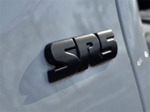 Used 2022 Toyota Tacoma SR5 image 8