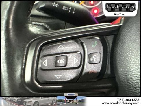 Used 2022 Jeep Wrangler Unlimited Sport AWD/4WD image 17