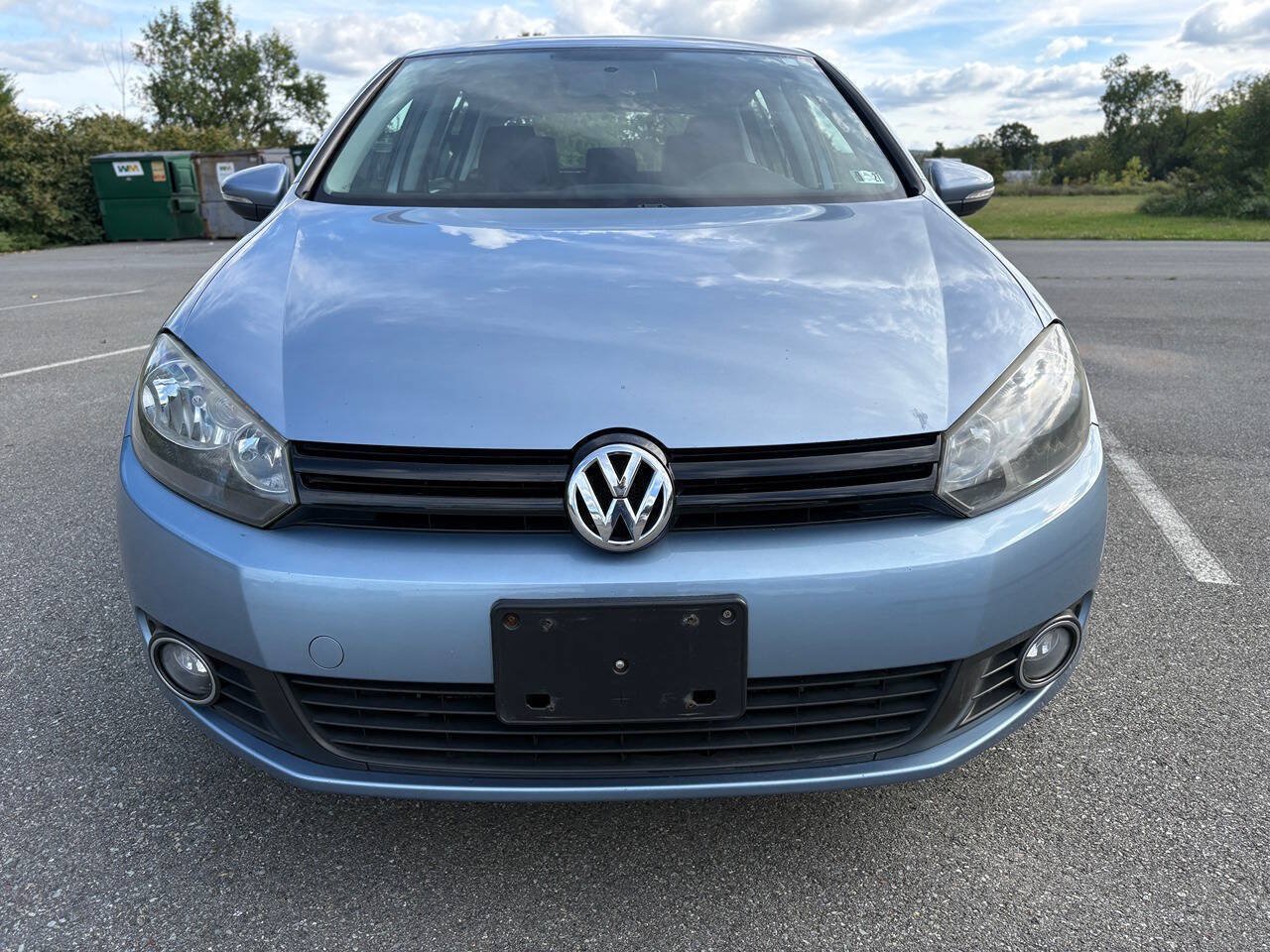 Used 2011 Volkswagen Golf TDI FWD image 2