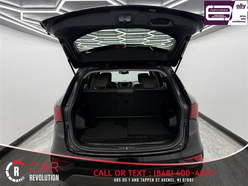 Used 2017 Hyundai Santa Fe Sport image 6