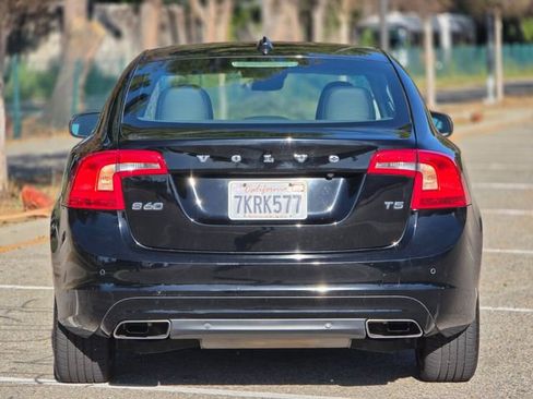Used 2015 Volvo S60 T5 Platinum w/ Climate Package image 11