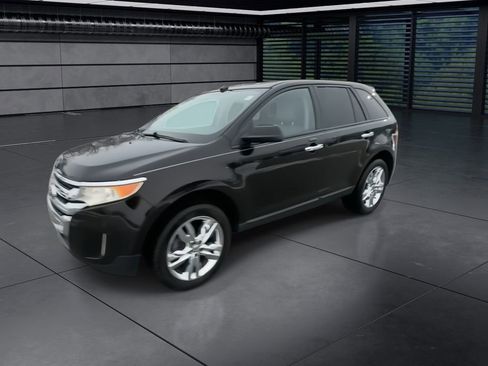 Used 2014 Ford Edge SEL w/ Equipment Group 205A image 4
