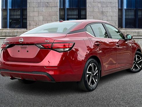 Used 2024 Nissan Sentra SV image 11