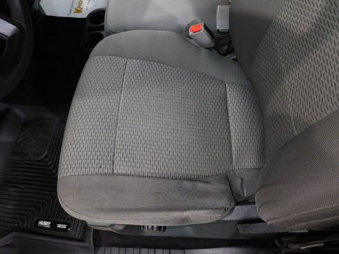 Used 2015 Ford F150 XLT image 38