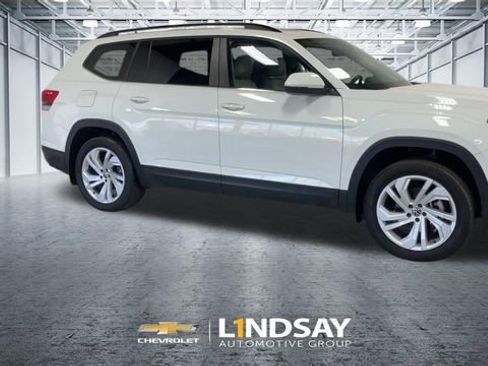 Used 2022 Volkswagen Atlas SE image 3
