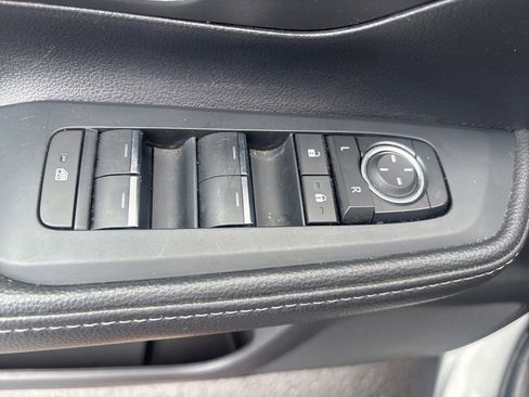 Used 2025 Toyota Grand Highlander FWD image 8