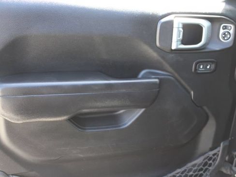 Used 2020 Jeep Wrangler Unlimited Sport S AWD/4WD image 13