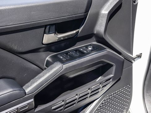 Certified 2025 Toyota Tacoma TRD Off-Road image 26