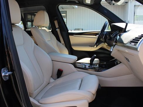 Used 2019 BMW X3 xDrive30i w/ Driving Assistance Package AWD/4WD image 21