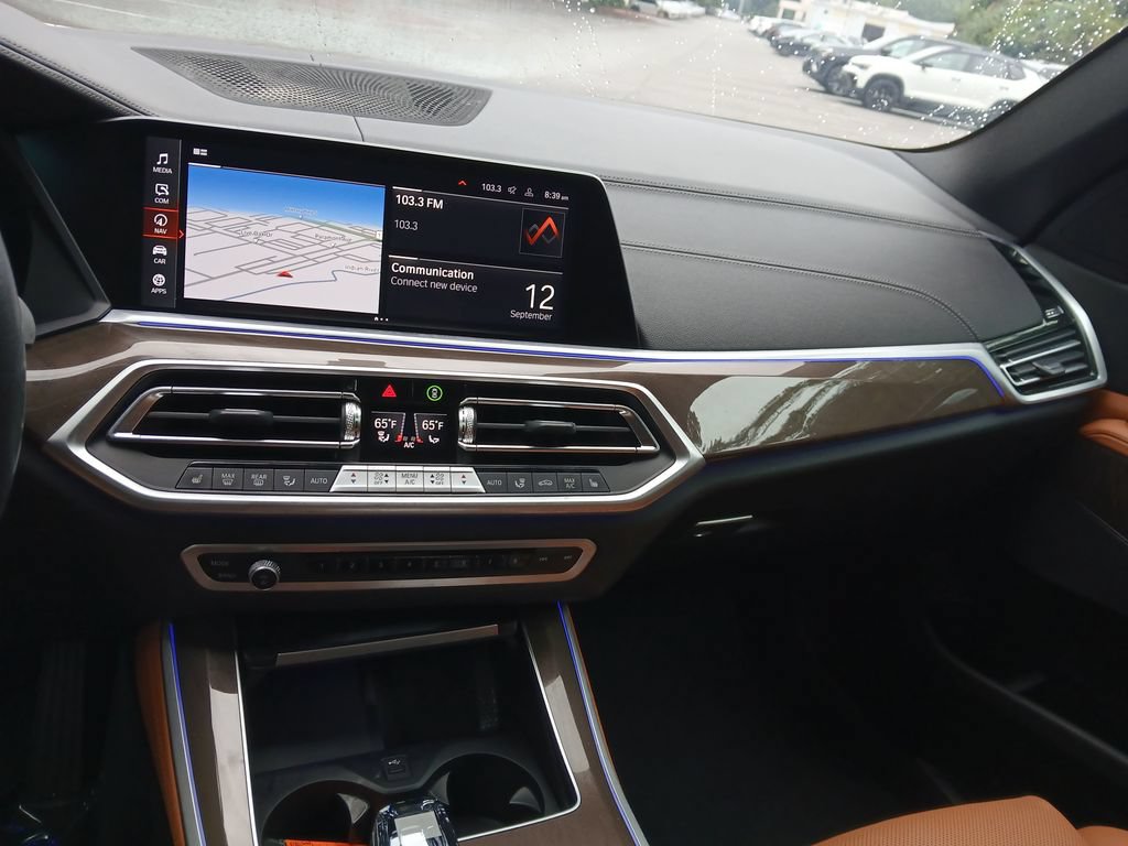 Used 2023 BMW X5 xDrive40i w/ Executive Package AWD/4WD image 36