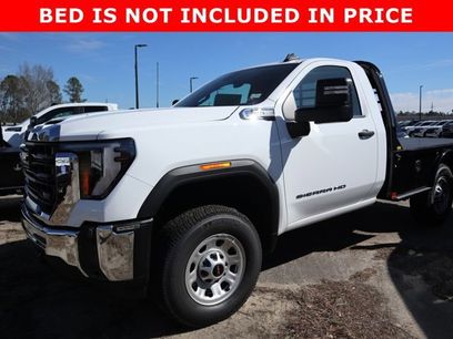 New 2024 GMC Sierra 3500 Pro w/ Convenience Package