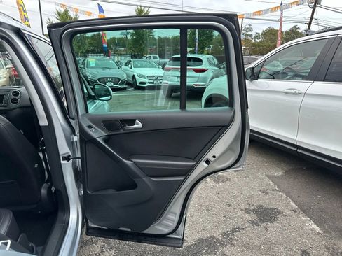Used 2017 Volkswagen Tiguan Wolfsburg Edition image 18