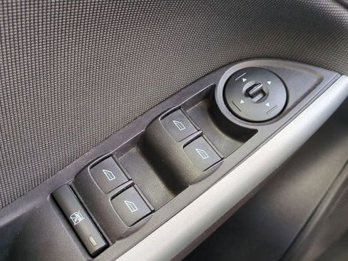 Used 2012 Ford Focus SE image 25