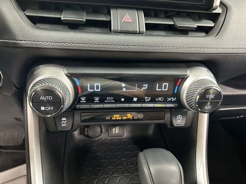 Used 2023 Toyota RAV4 XLE AWD/4WD image 16