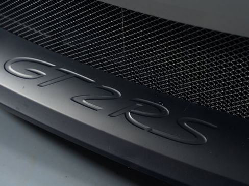 Used 2019 Porsche 911 GT2 RS image 36