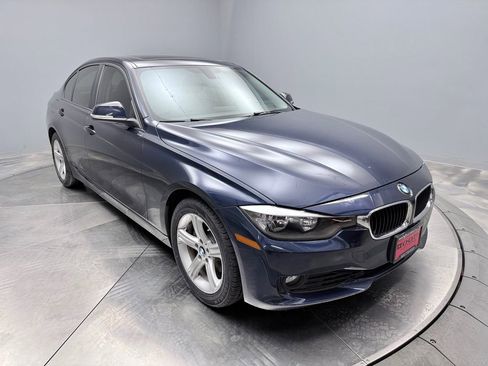 Used 2015 BMW 320i xDrive Sedan AWD/4WD image 3