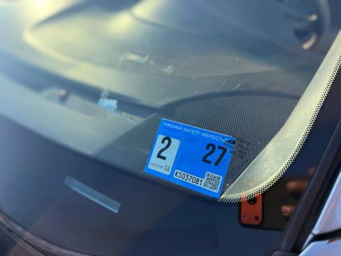 Used 2005 Toyota Sienna XLE image 41