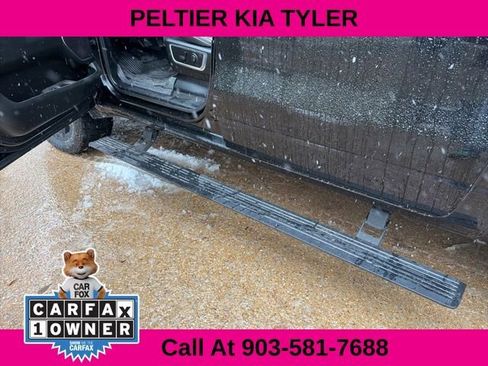 Used 2024 RAM 1500 Laramie image 17