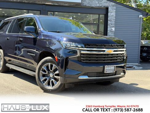 Used 2021 Chevrolet Suburban LT AWD/4WD image 3