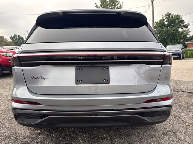 New 2025 Lincoln Nautilus Premier w/ Equipment Group 102A AWD/4WD image 10