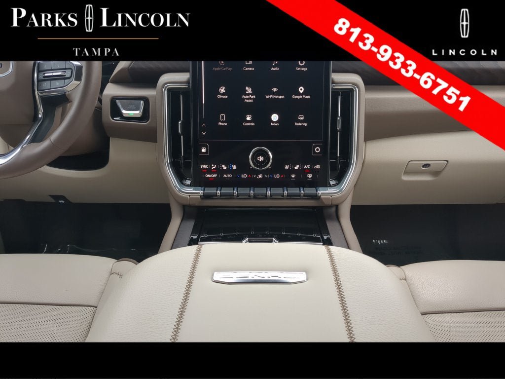 Used 2025 GMC Yukon XL Denali w/ Sun & Power Step Package RWD image 12