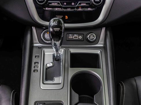 Certified 2024 Nissan Murano SL image 12