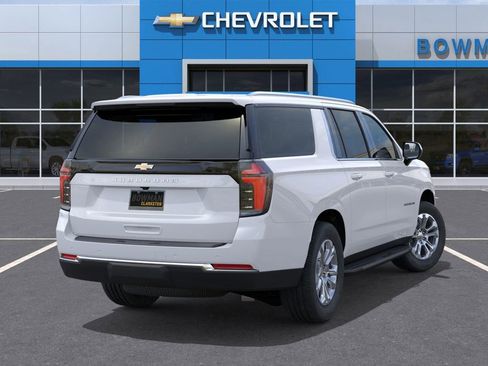 New 2026 Chevrolet Suburban LS image 4