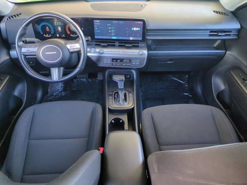 Certified 2024 Hyundai Kona SEL AWD/4WD image 17