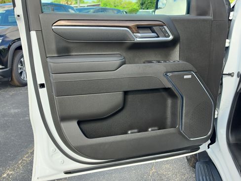 Certified 2025 Chevrolet Silverado 1500 LT Trail Boss w/ Convenience Package II AWD/4WD image 17