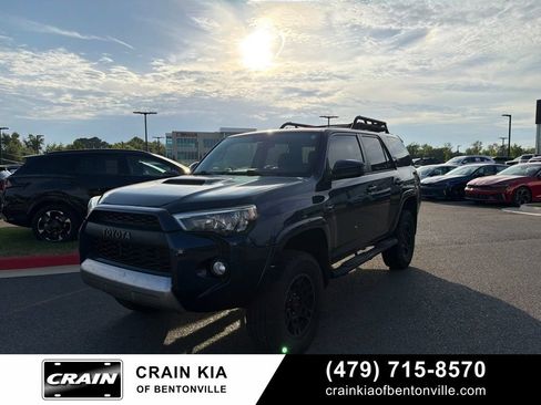 Used 2019 Toyota 4Runner TRD Off-Road AWD/4WD image 5
