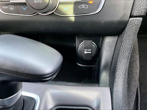 Used 2023 Dodge Charger Scat Pack w/ Navigation & Travel Group image 15