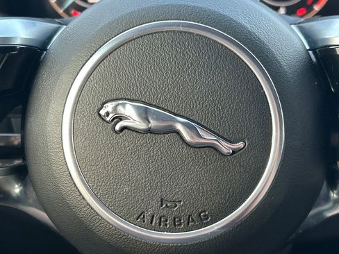 Used 2024 Jaguar F-PACE R-Dynamic S image 46