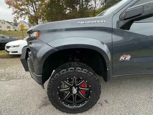 Used 2019 Chevrolet Silverado 1500 RST w/ All-Star Edition image 2