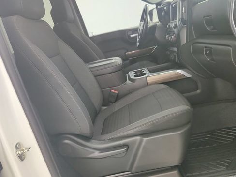 Certified 2021 Chevrolet Silverado 1500 LT Trail Boss w/ Convenience Package II AWD/4WD image 29