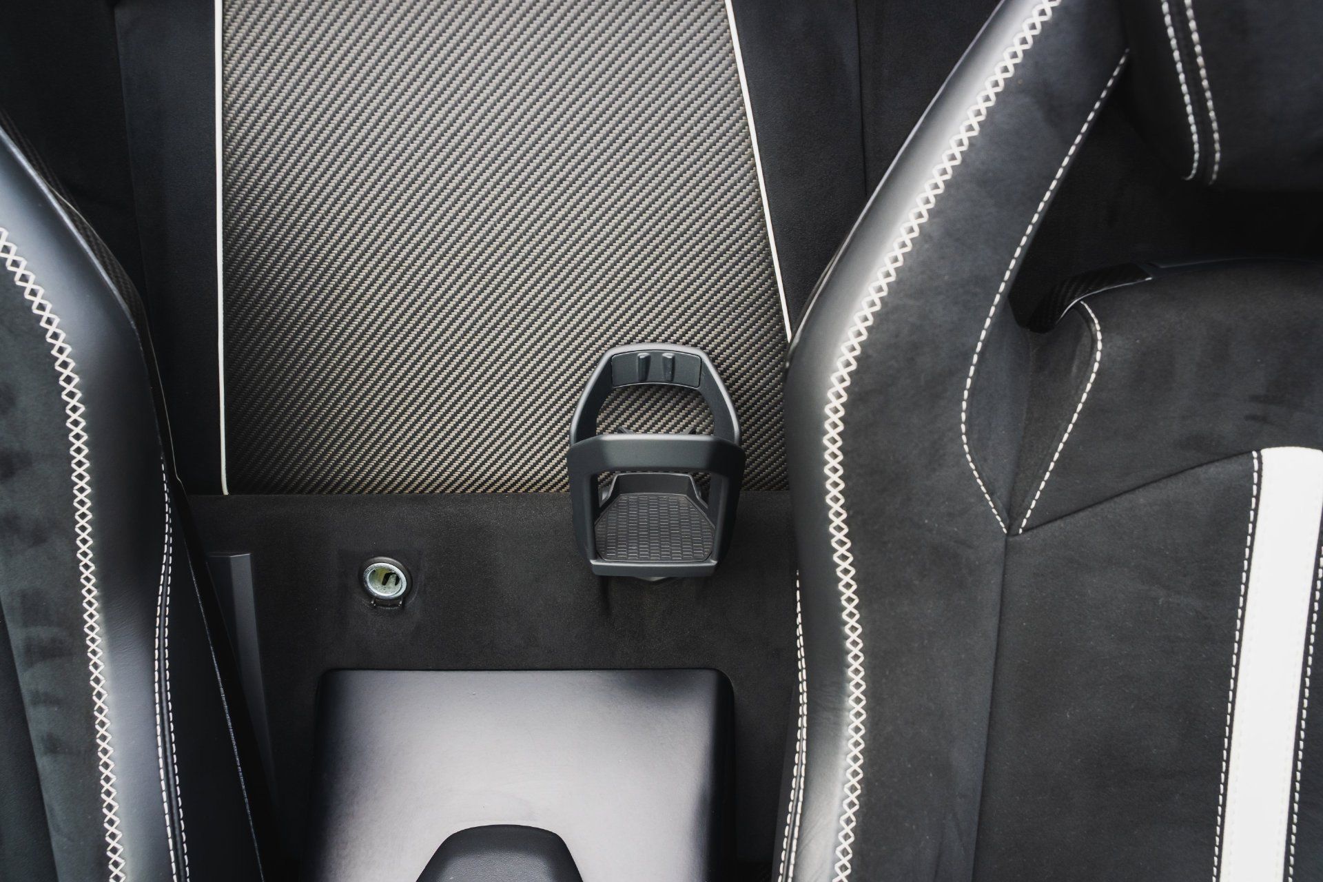 Used 2021 Lamborghini Aventador SVJ AWD/4WD image 59