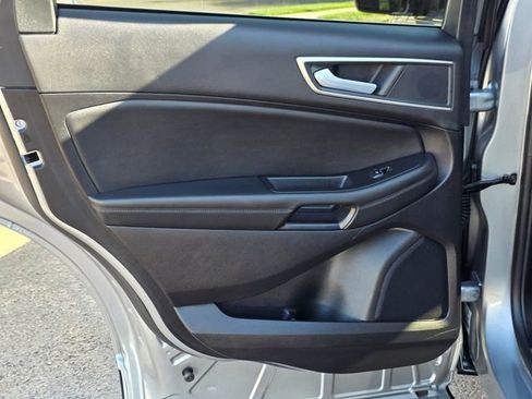 Used 2024 Ford Edge SEL image 18