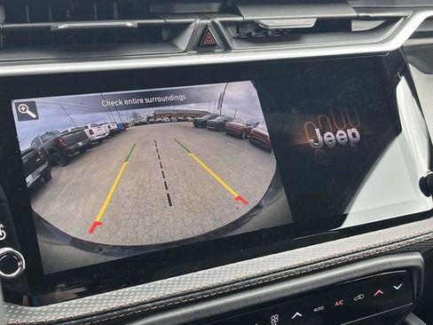 New 2026 Jeep Cherokee Limited image 21